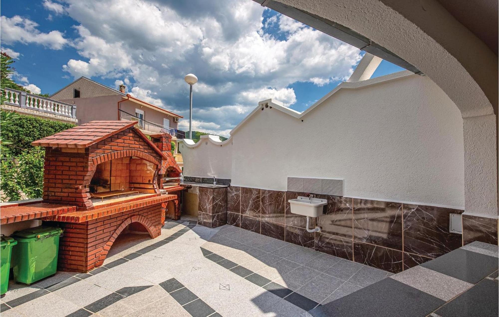 Nice Apartment In Crikvenica With Kitchen Exterior photo