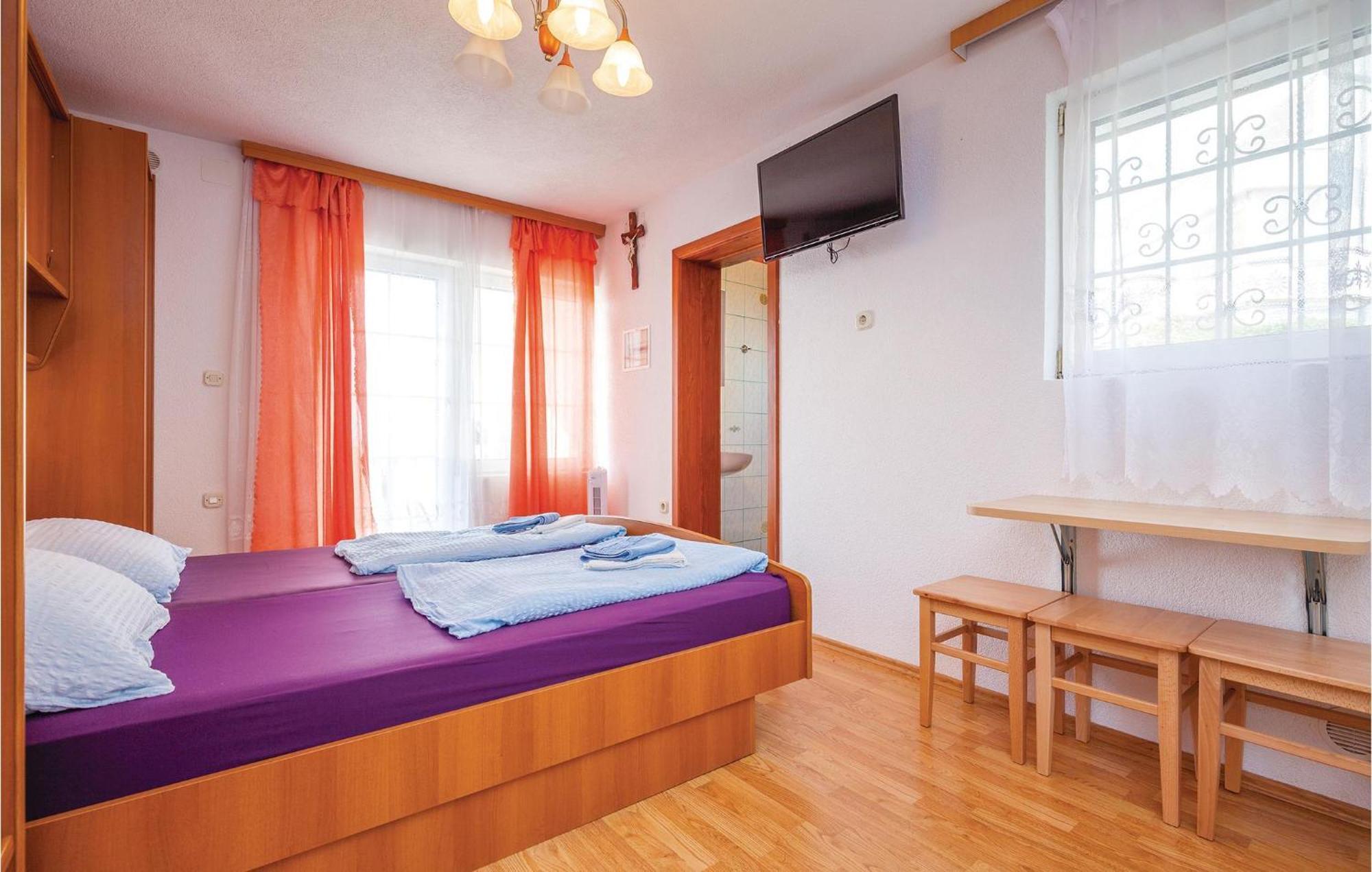 Nice Apartment In Crikvenica With Kitchen Exterior photo
